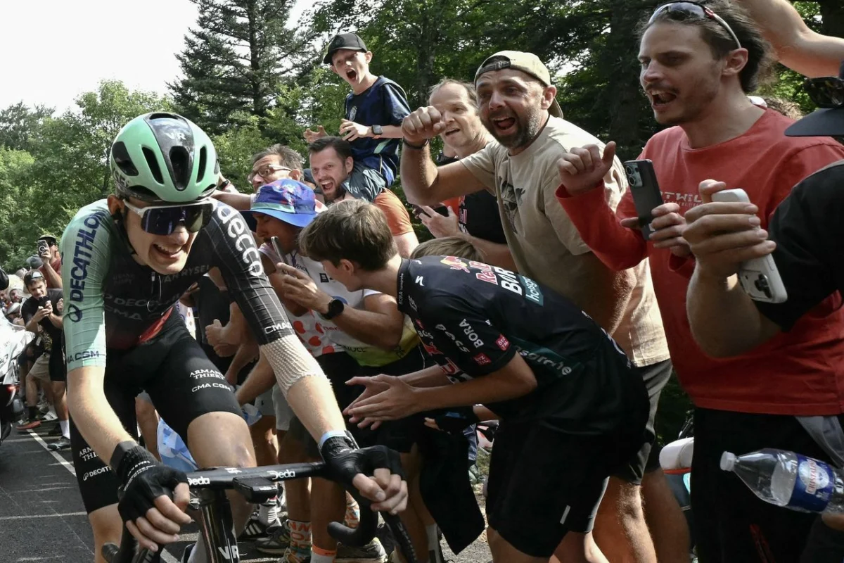The Ascent of Paul Seixas: A Defining Moment on the Col du Haag