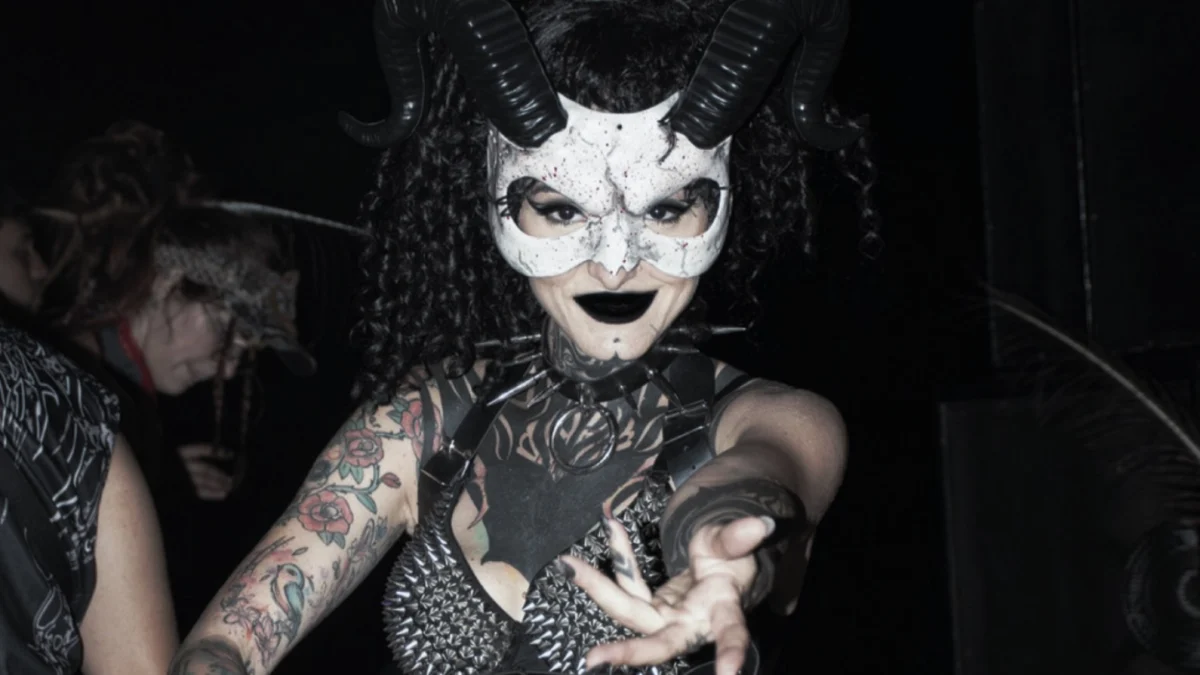 Tragedy in Bahia: The Mysterious Execution of Influencer ‘Miss Tattoo’ and Her Partner