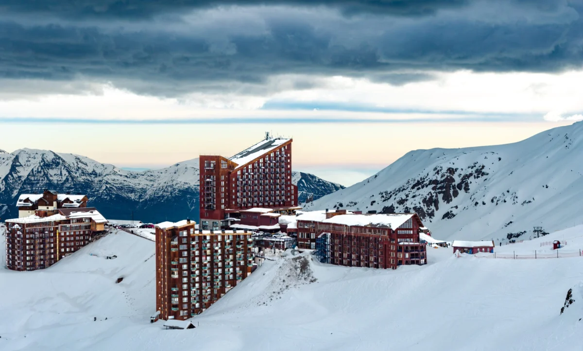 Chasing the Endless Winter: A Ski Industry Professional’s Masterclass and Reality Check at Chile’s Valle Nevado
