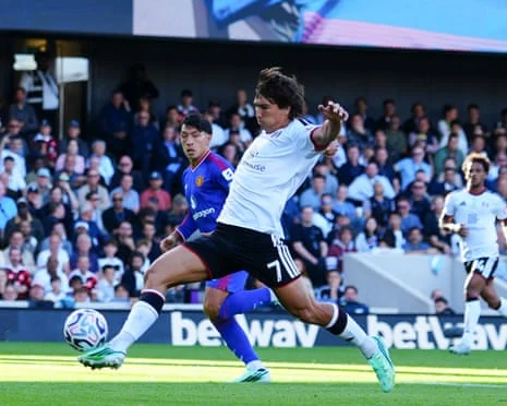 Stalemate at the Cottage: Fulham and Manchester United Trade Blows in Goalless Thriller