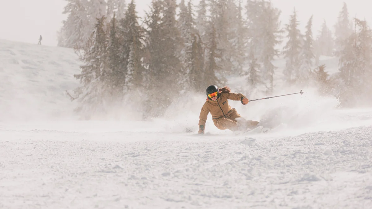 The Nordica Santa Ana 102: Why Last Season’s Discounted All-Mountain Charger is the Smartest Buy in Skiing