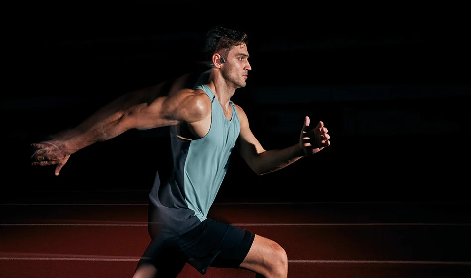 Running Safely in the Dark: How Open-Ear Technology Keeps Athletes Connected and Aware as Clocks Go Back